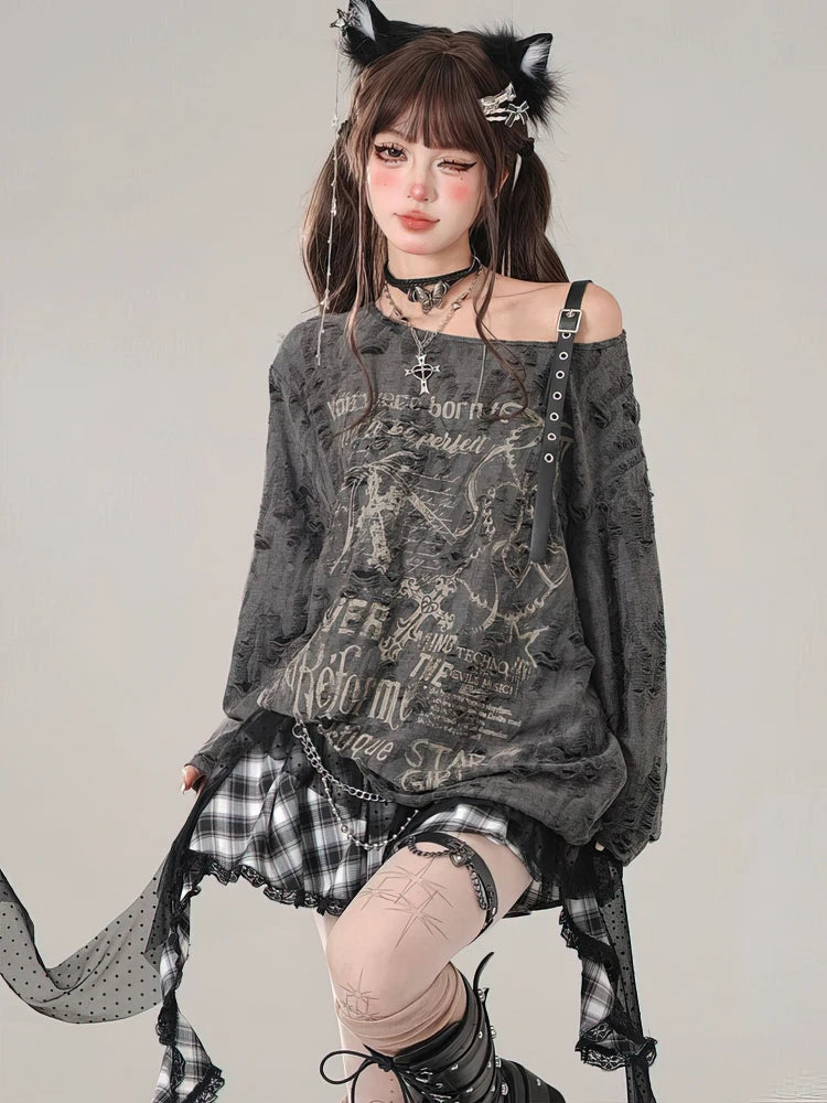 🖤 Dark Muse – Top Vintage Oversized Sexy Gótico con Hombros Descubiertos