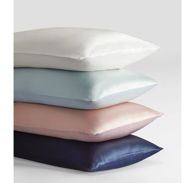 Funda de almohada de seda natural.